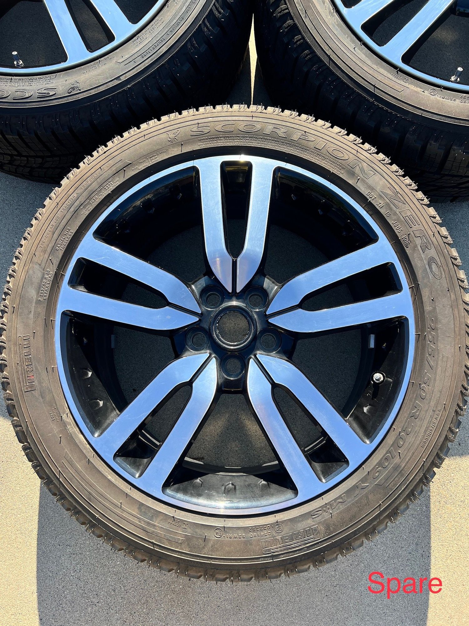 Wheels and Tires/Axles - Land Rover LR4 Stock Wheel with Spare & Tires - $990 - Used - 2014 to 2016 Land Rover LR4 - Burbank, CA 91505, United States