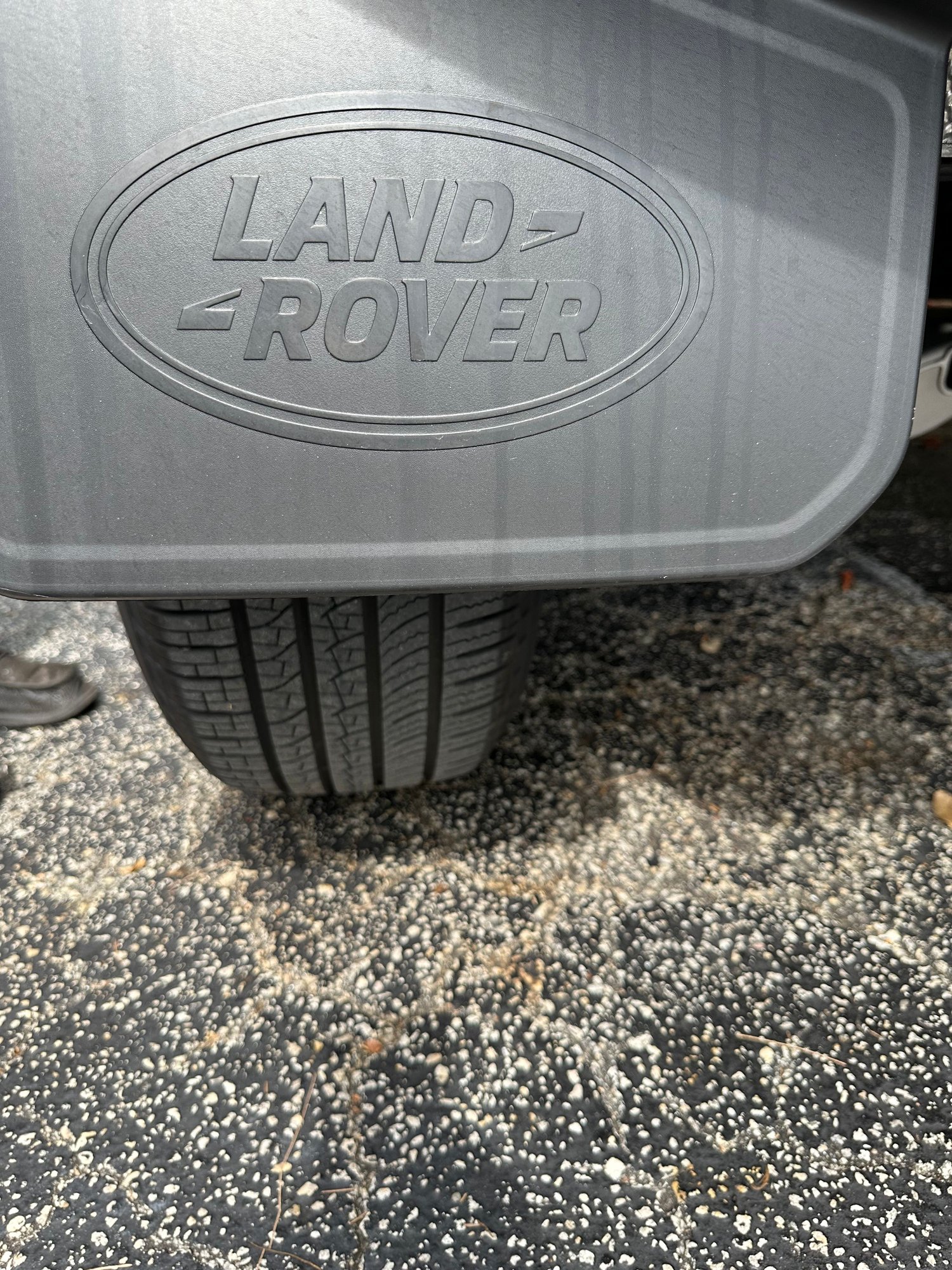 Accessories - Pirelli P-Zero Scorpion Tires (Like New) 255/60/20 Set Of 5 Tires - Used - 2020 to 2024 Land Rover Defender - Plantation, FL 33324, United States