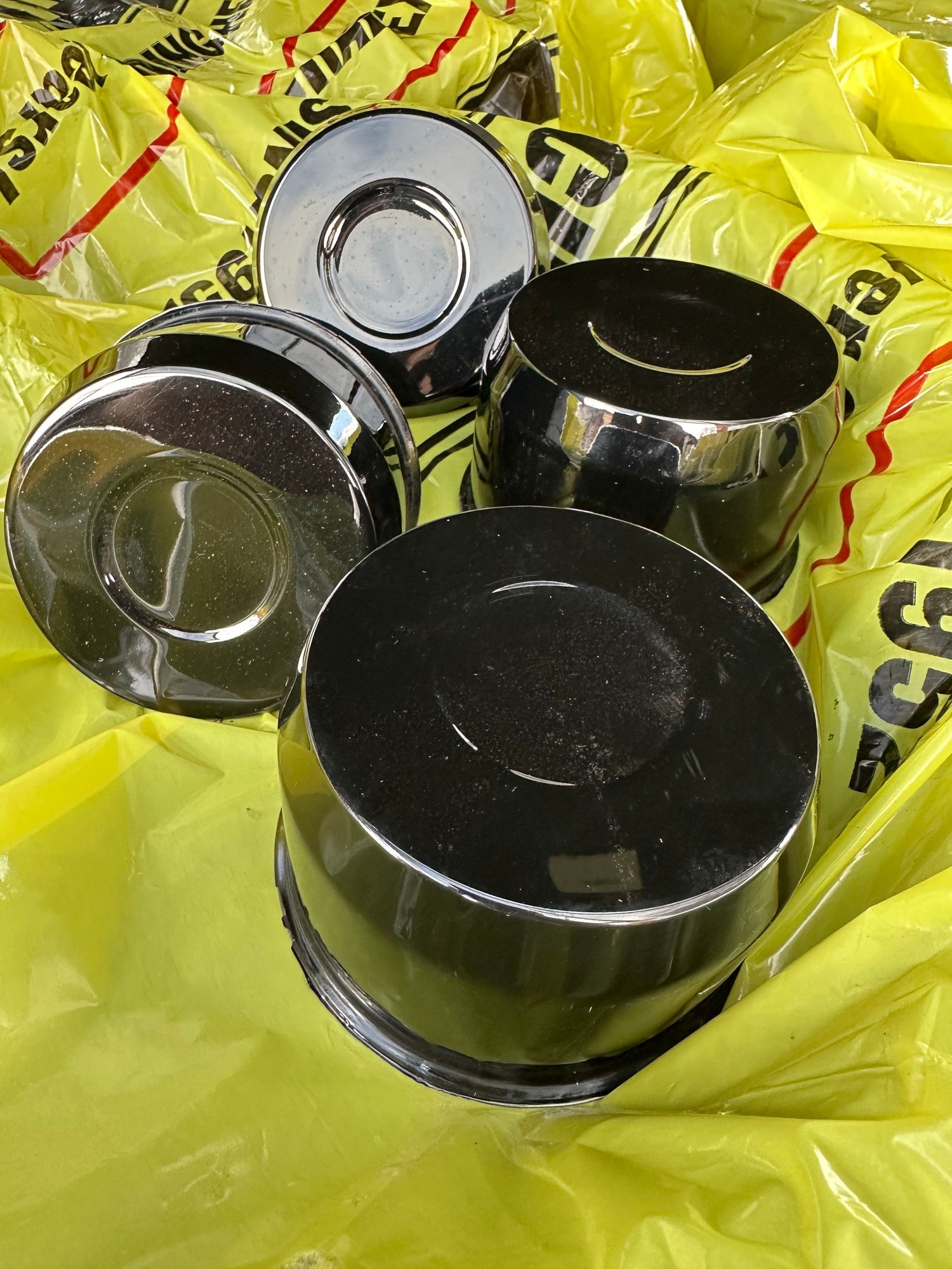 Wheels and Tires/Axles - Caradoc Alloy Wheel 18 X 9 Gloss Black - Used - All Years  All Models - Redmond, OR 97756, United States