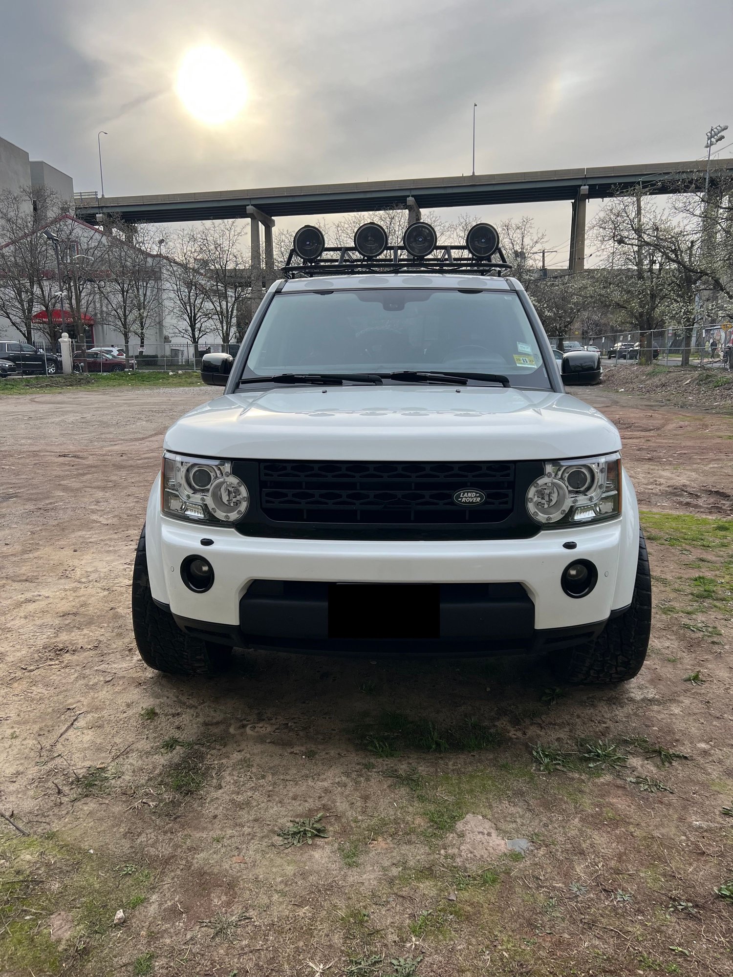 2012 Land Rover LR4 - 2012 Land Rover LR4 HSE - Used - VIN SALAK2D49CA646698 - 83,133 Miles - 8 cyl - AWD - Automatic - White - Jersey City, NJ 07302, United States
