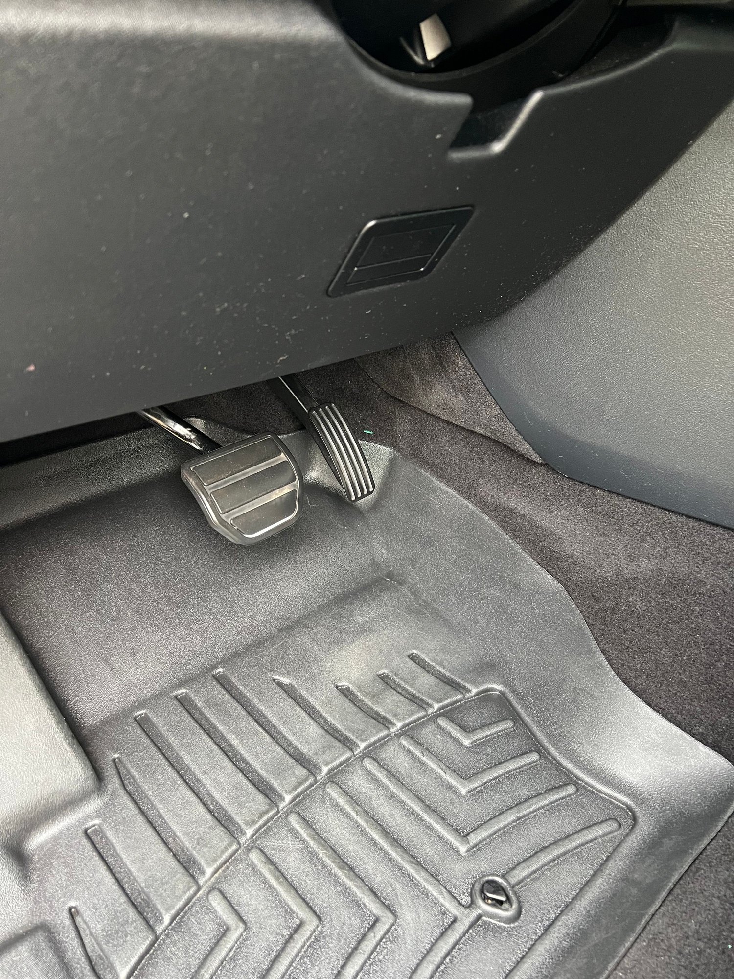 2012 Land Rover LR4 - 2012 Land Rover LR4 HSE - Used - VIN SALAK2D49CA646698 - 83,133 Miles - 8 cyl - AWD - Automatic - White - Jersey City, NJ 07302, United States