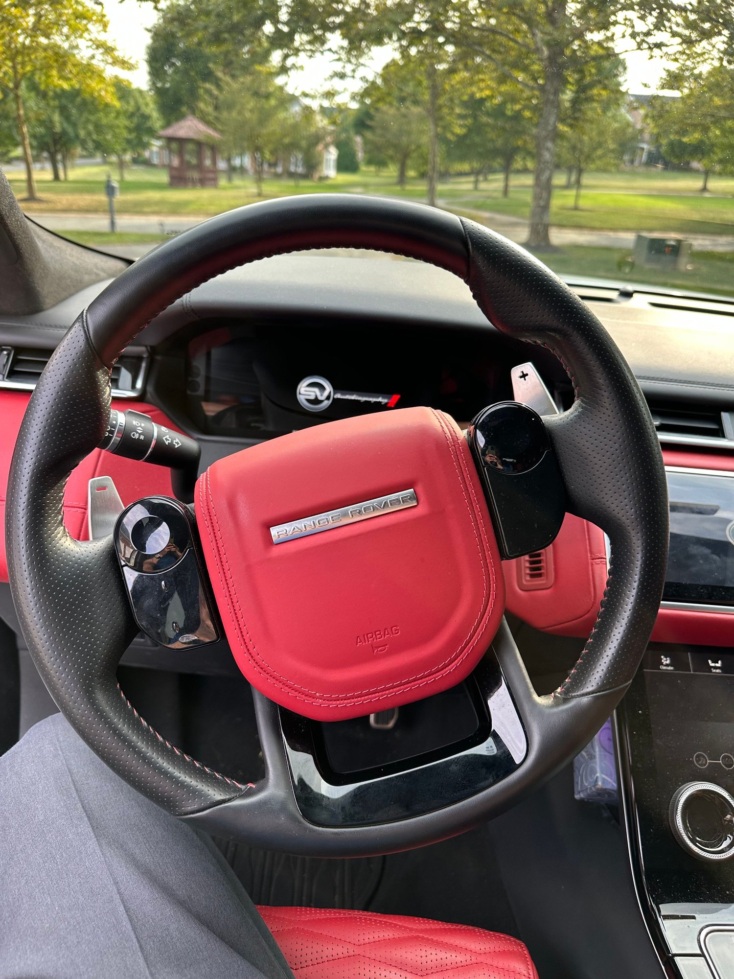 2020 Land Rover Range Rover Velar - RARE 2020 VELAR SVAutobiography for sale by owner - Used - VIN SALYU2EEXLA267628 - 36,500 Miles - 8 cyl - AWD - Automatic - SUV - White - Reisterstown, MD 21136, United States