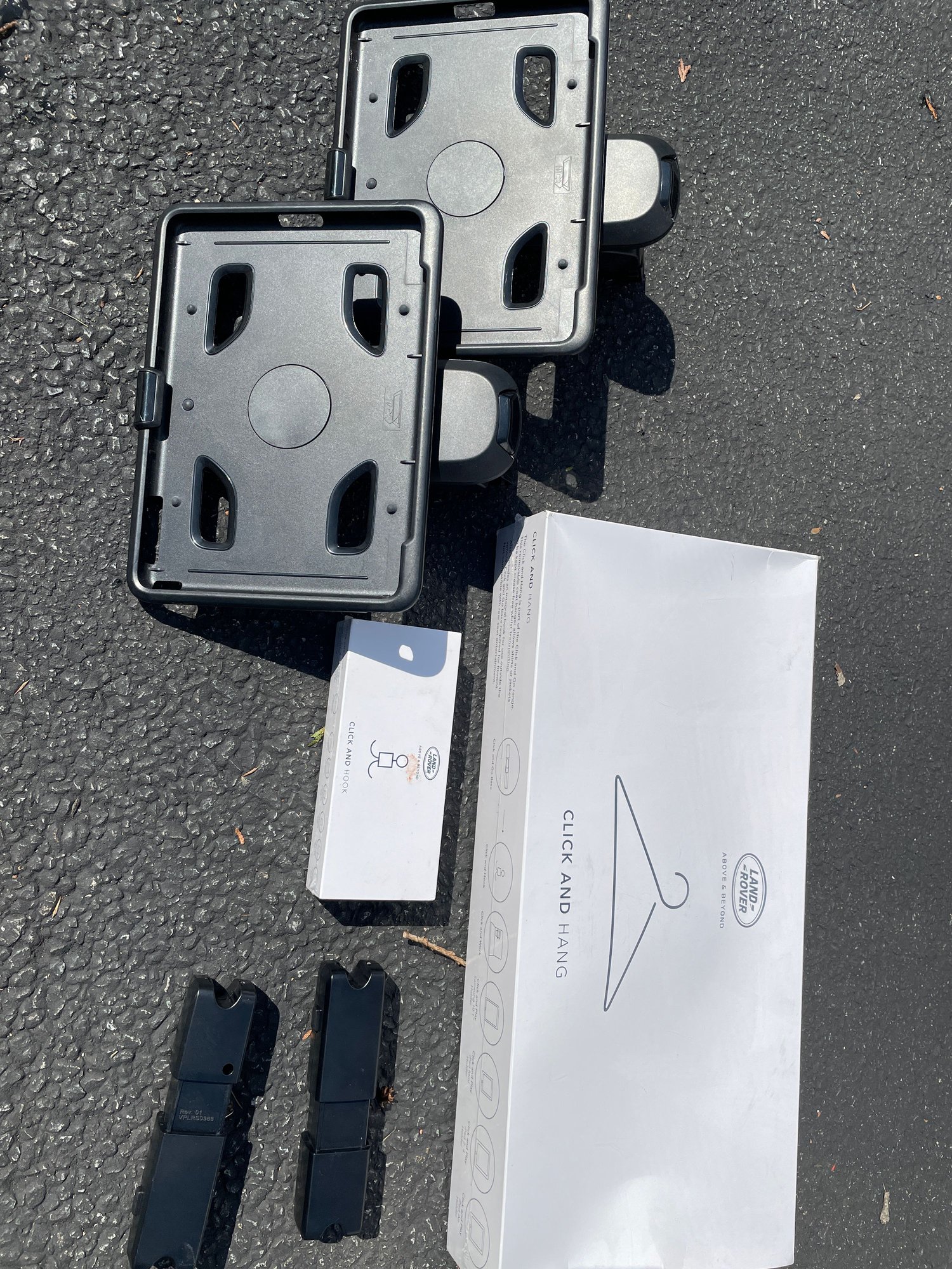 Interior/Upholstery - Click and Go Mount + Accessories - Used - 2017 to 2022 Land Rover All Models - Chatham, NJ 07928, United States