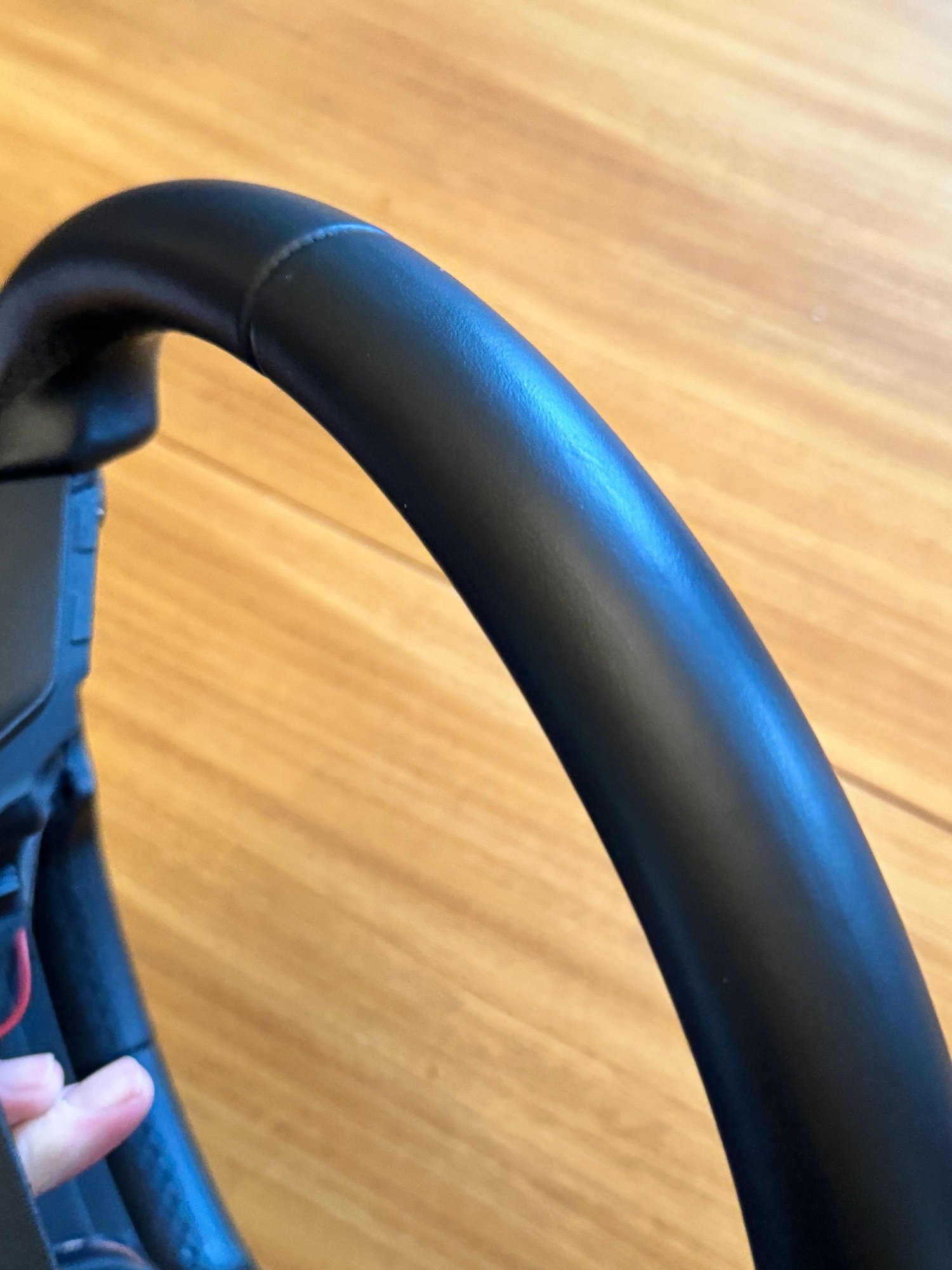 Interior/Upholstery - Heated Leather Steering Wheel – Land Rover Defender L663 - Used - All Years  All Models - Portland, OR 97214, United States