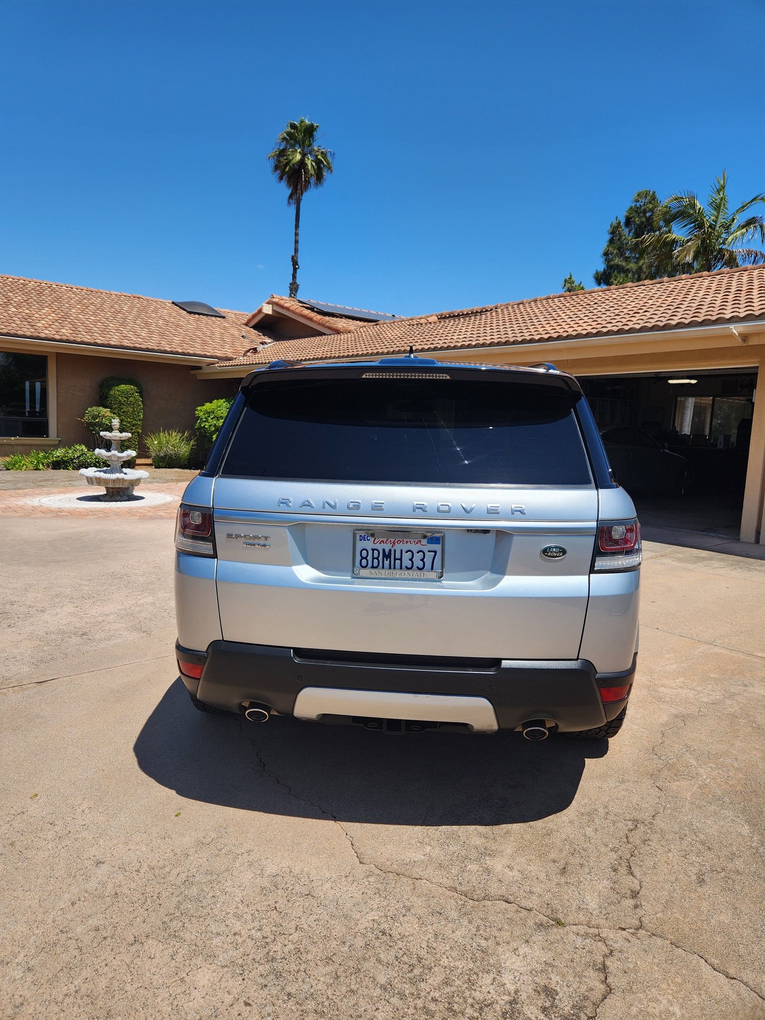 2016 Land Rover Range Rover Sport - 2016 Range Rover Sport Diesel – Clean Title – Great for Parts – Bad Engine - Escondido, CA 92029, United States