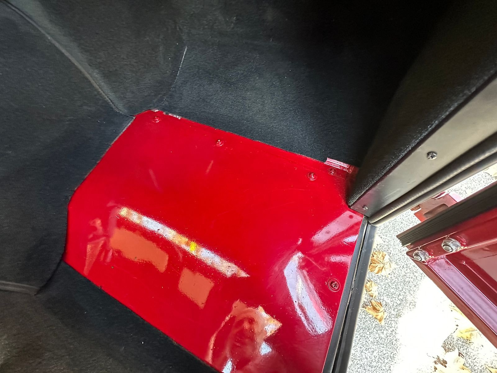 1994 Land Rover Defender 90 - 1994 Defender 110, LHD, 300TDI, Low Miles (67,995), Lots of New Parts - Used - VIN SALLDHAF8MA945038 - 4 cyl - 4WD - Manual - SUV - Red - Bryn Mawr, PA 19010, United States