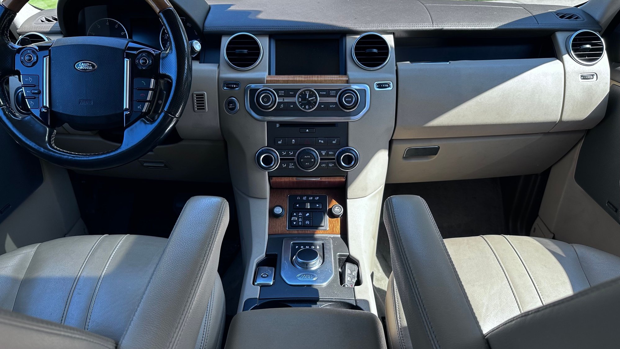 2015 Land Rover LR4 - For Sale: 2015 Land Rover LR4 HSE-Project Vehicle for Enthusiasts (As-Is, Best Offer) - Used - VIN SALAG2V6XFA758089 - 108,000 Miles - 6 cyl - 4WD - Automatic - SUV - White - Grosse Pointe, MI 48236, United States