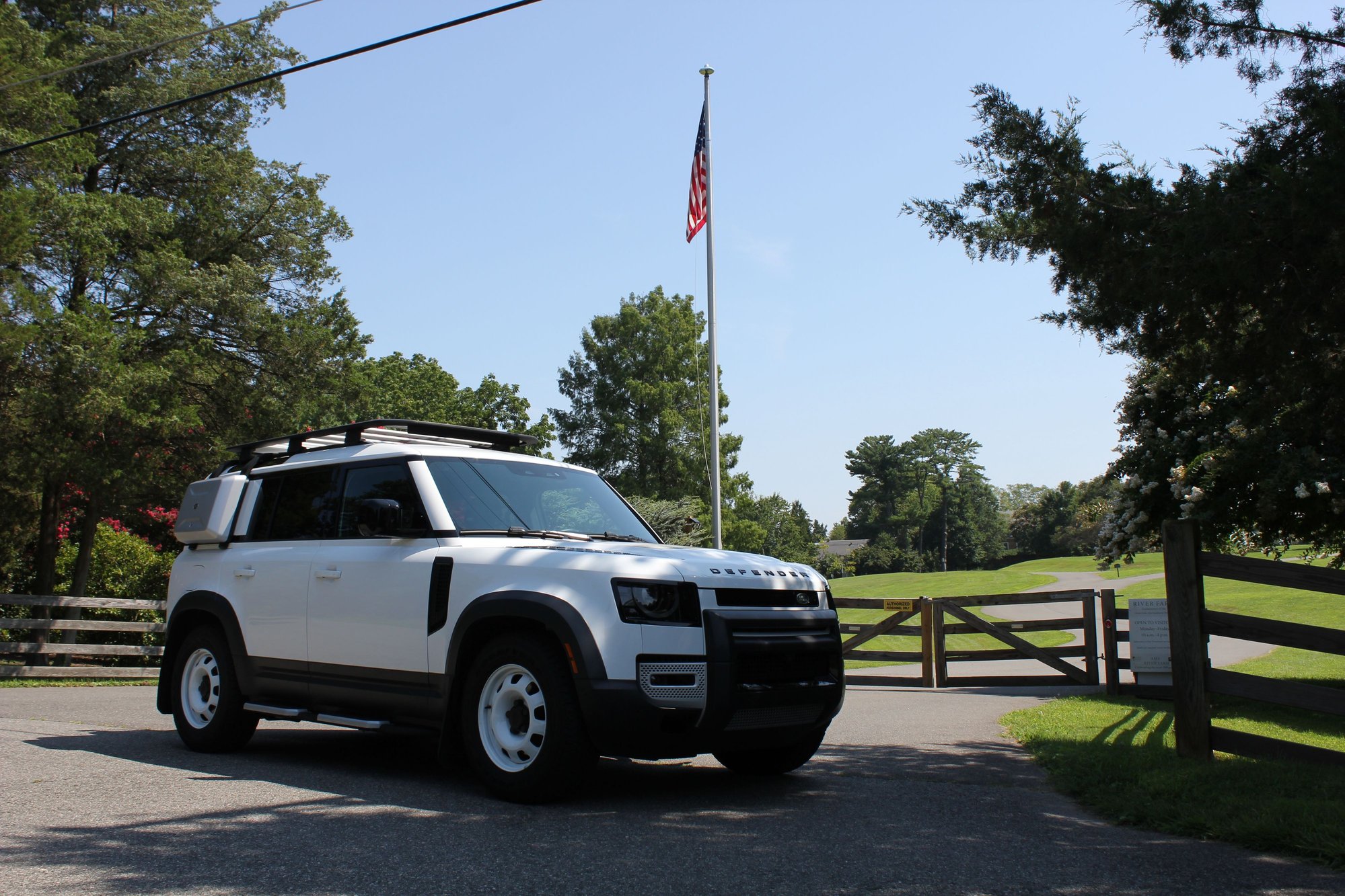 2023 Land Rover Defender - 30th Anniversary Edition Defender 1 of 500 - Used - VIN SALEJ7EX3P2110243 - 16,600 Miles - 4 cyl - 4WD - SUV - White - Alexandria, VA 22306, United States