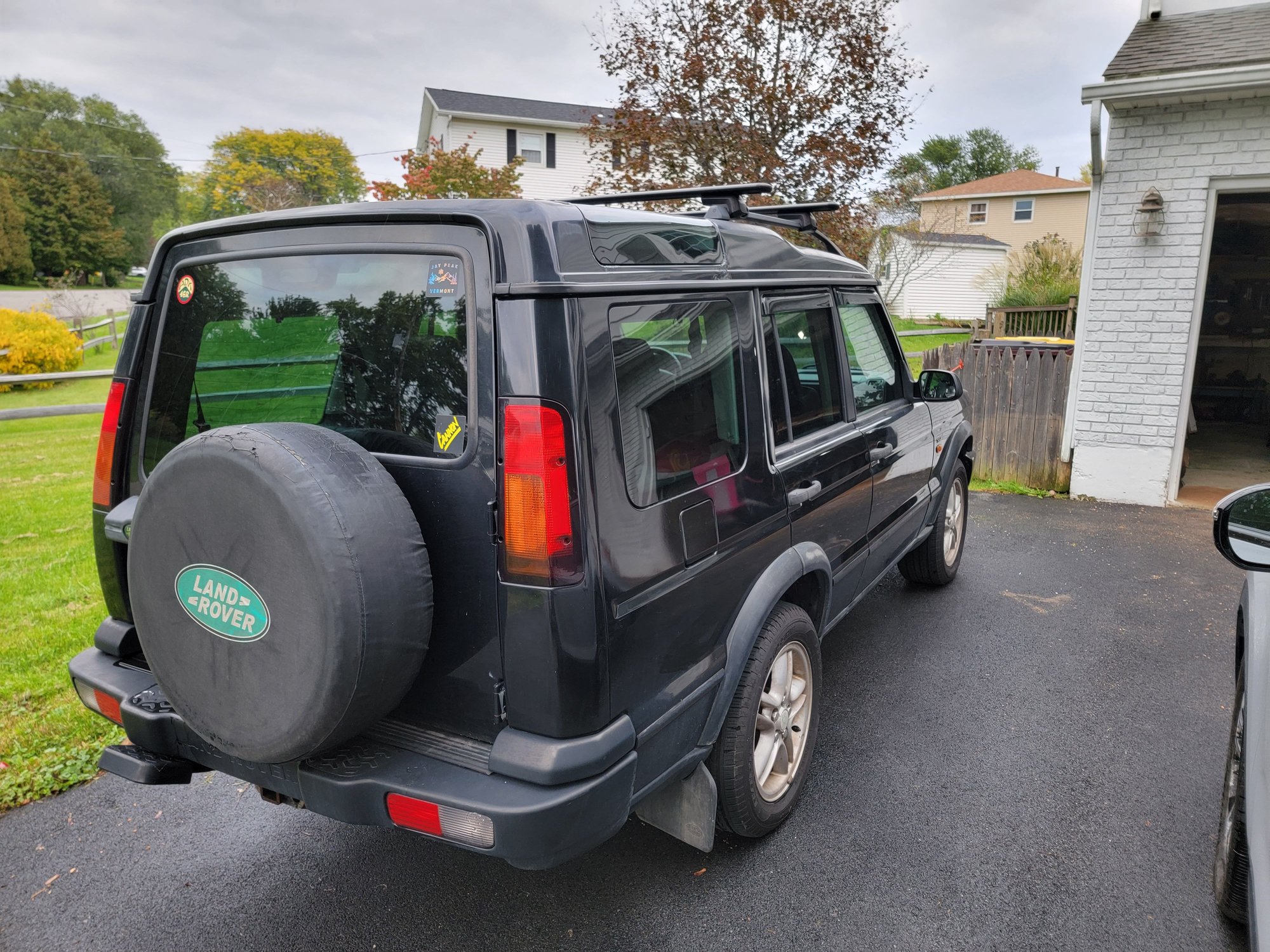 2004 Land Rover Discovery - 2004 Discovery II SE7 - Very Good Condition - Used - VIN SALTW19464A855818 - 118,937 Miles - 8 cyl - 4WD - Automatic - SUV - Black - Albany, NY 12110, United States