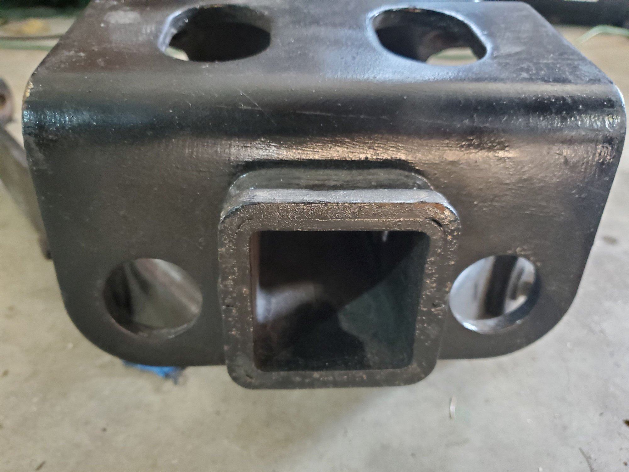Miscellaneous - D2 trailer hitch - Used - 1999 to 2004 Land Rover Discovery - Lawrenceville, NJ 08648, United States