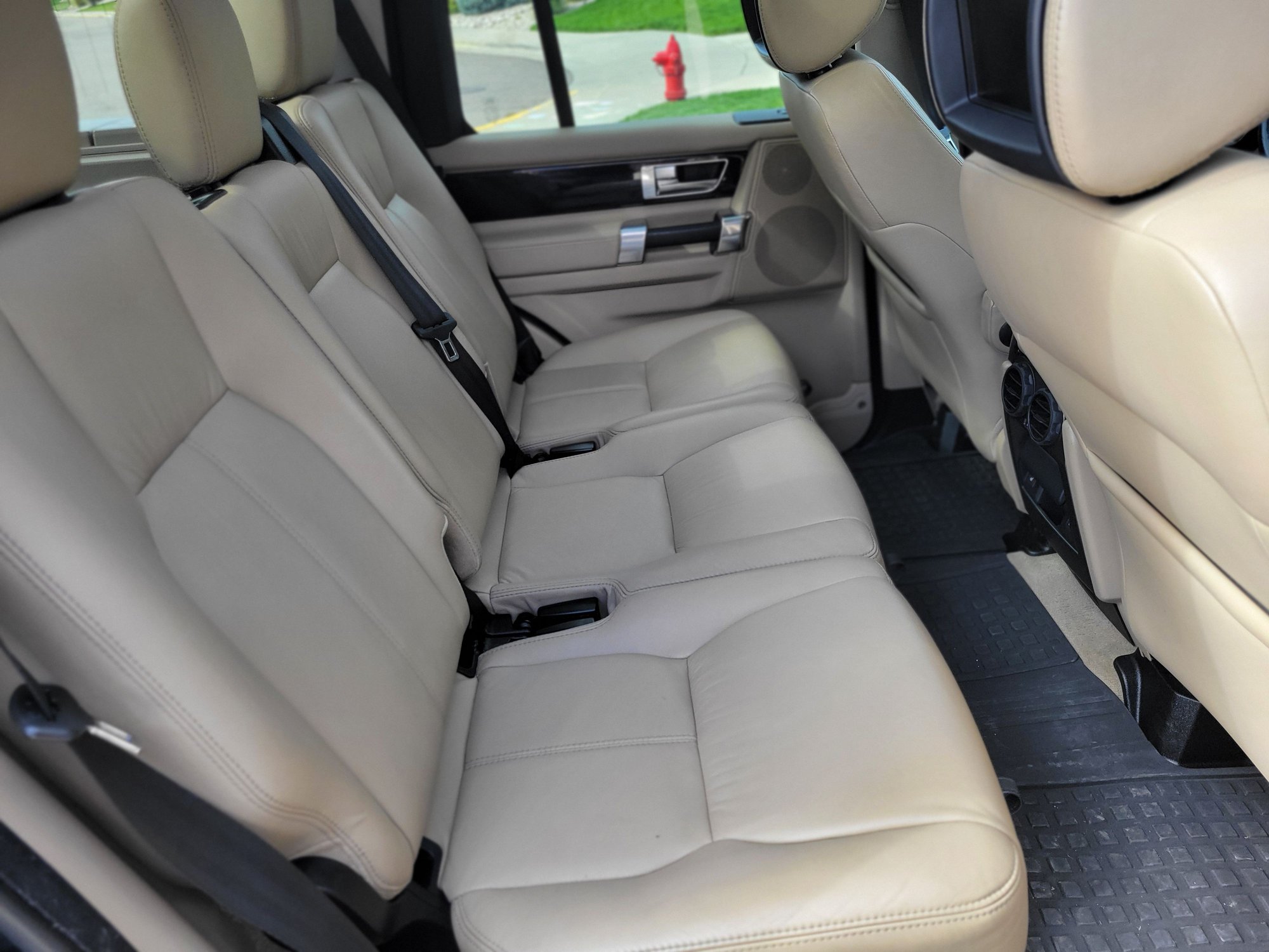 2012 Land Rover LR4 - 2012 Land Rover LR4 HSE Lux For Sale - Used - VIN SALAK2D49CA643901 - 156,600 Miles - 8 cyl - 4WD - Automatic - SUV - Other - Billings, MT 59106, United States