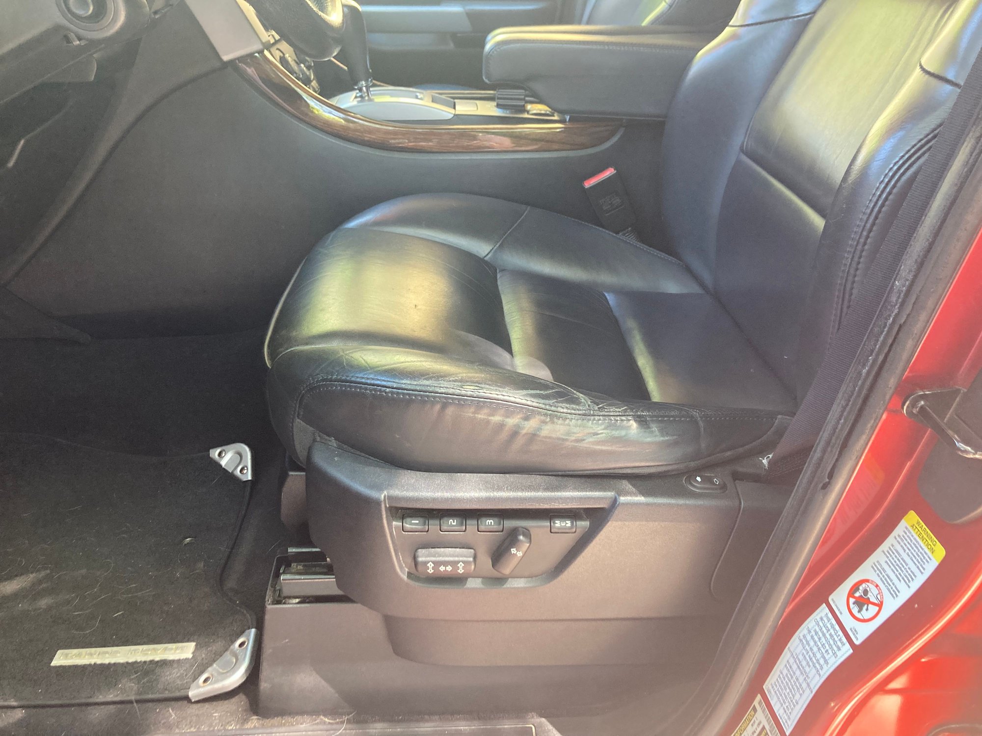 2008 Land Rover Range Rover Sport - 2008 Range Rover Sport HSE - Used - VIN SALSK254X8A126861 - 111,849 Miles - 4 cyl - 4WD - Automatic - SUV - Red - Roanoke, VA 24014, United States