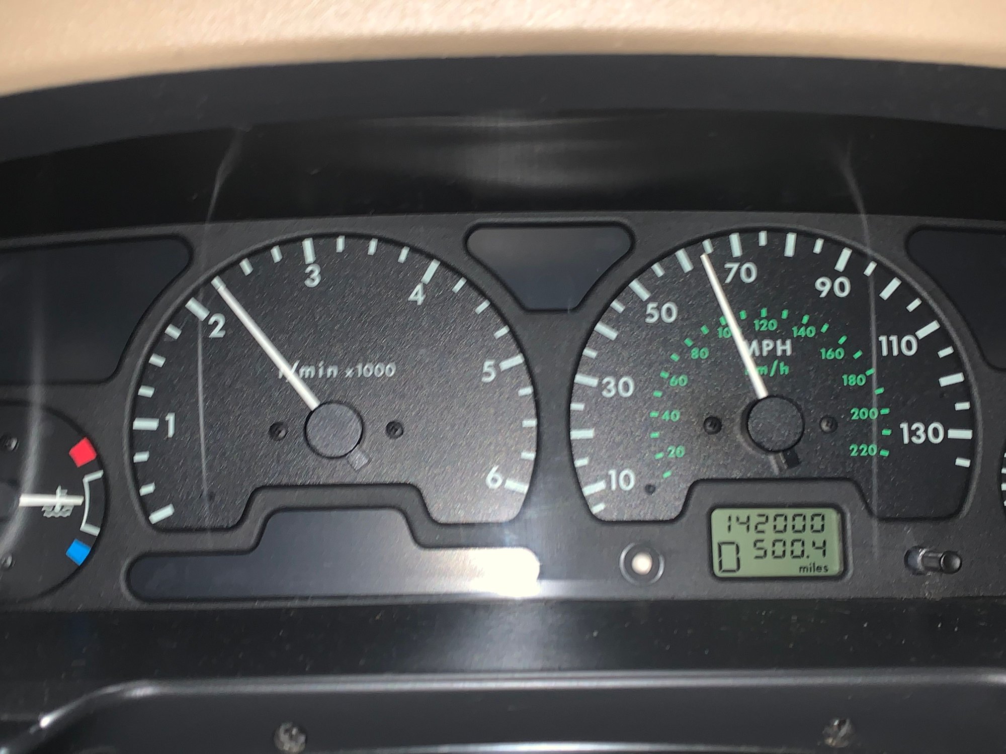 2002 Land Rover Discovery - 02 Disco 2 Se7 - Used - VIN SALTW12442A762092 - 142,000 Miles - 8 cyl - AWD - Automatic - SUV - Gray - Oconomowoc, WI 53066, United States
