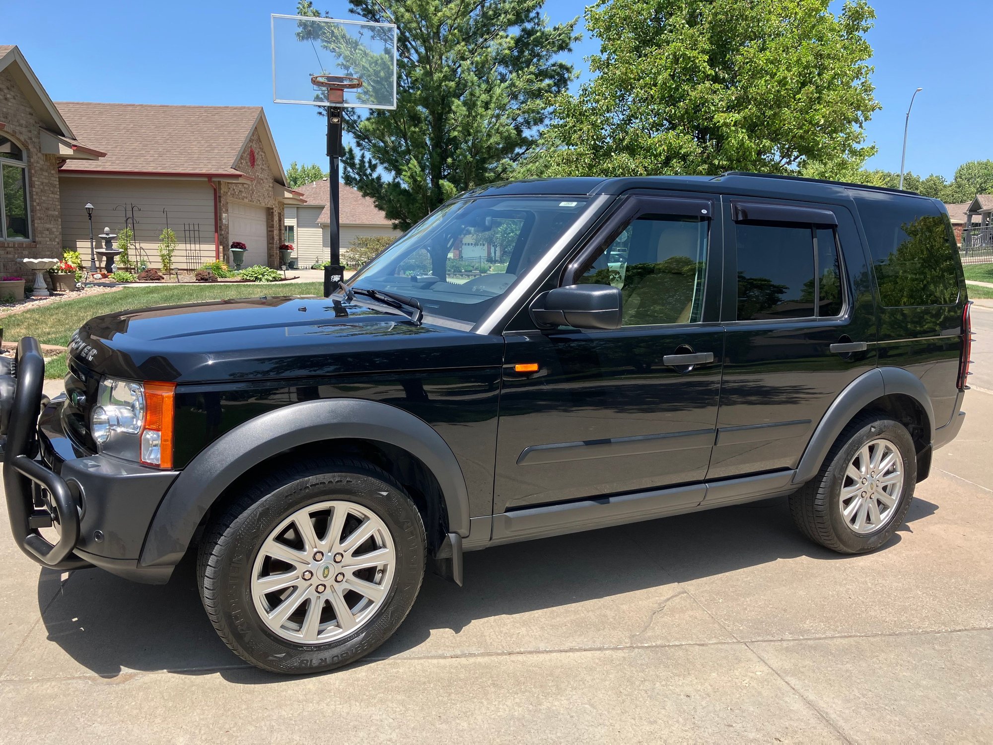 2008 Land Rover LR3 - 08 Landrover LR3  S V8 - Used - VIN SALAE254X8A486666 - 93,900 Miles - 8 cyl - 4WD - Automatic - SUV - Black - Council Bluffs, IA 51503, United States