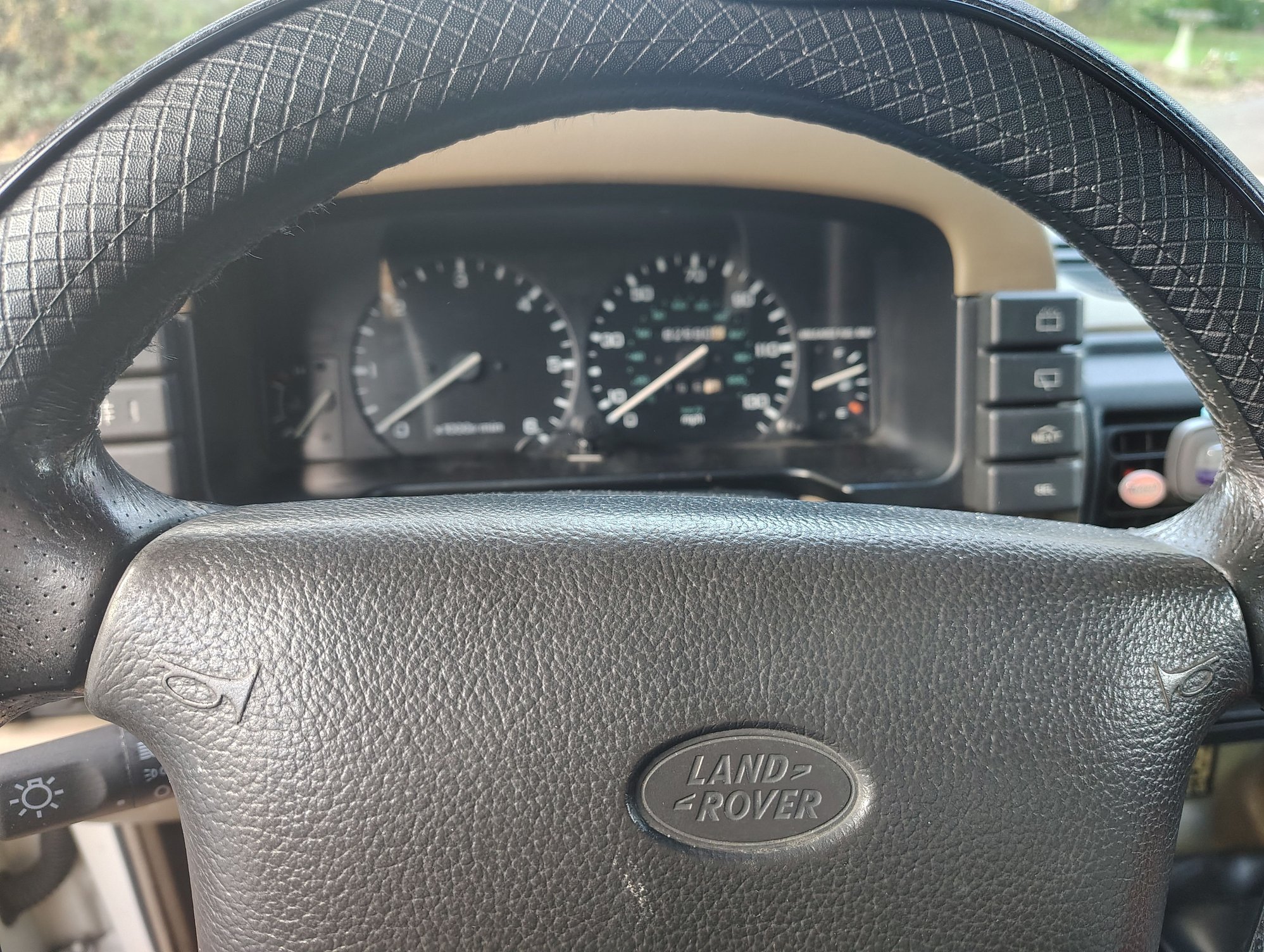 1998 Land Rover Discovery - 1998 discovery 1 no rust well sorted - Used - VIN Saljy1248wa790534 - 182,600 Miles - 8 cyl - 4WD - Automatic - SUV - White - Wellsburg, WV 26070, United States