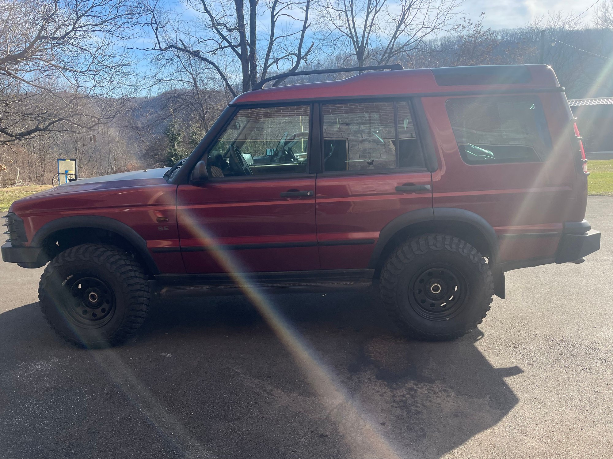 2001 Land Rover Discovery - 2001 Discovery 2 SE - Modified - Used - VIN SALTY12481A702020 - 119,500 Miles - 8 cyl - 4WD - Automatic - SUV - Red - Beaver, PA 15009, United States