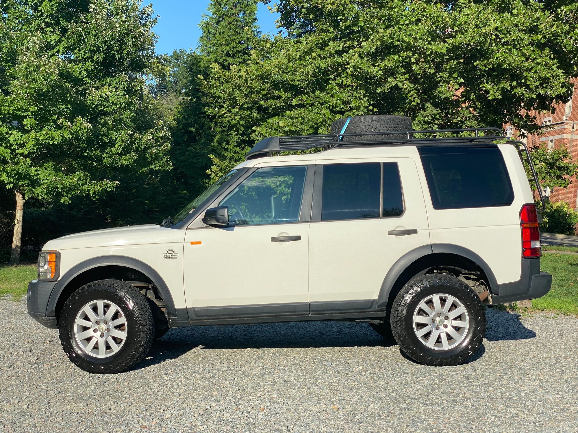 2005 Land Rover LR3 - 2005 lr3 for sale - Used - VIN SALAE24475A340500 - 185,462 Miles - 8 cyl - 4WD - Automatic - SUV - White - Richmond, VA 23229, United States