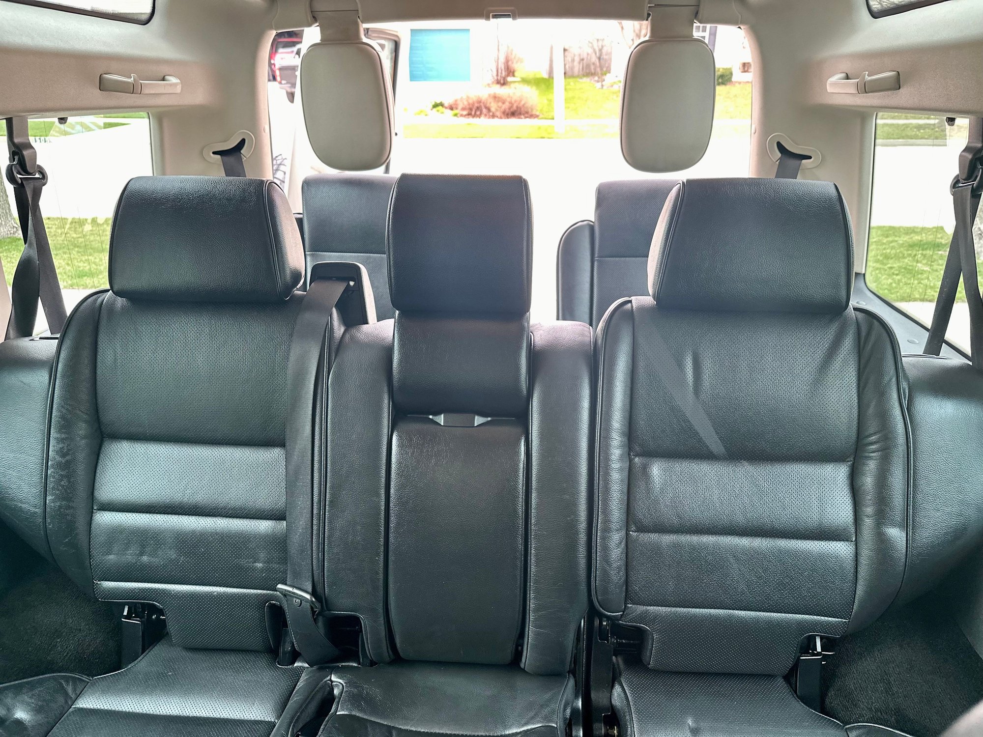 2004 Land Rover Discovery - 2004 Land River Discovery - Used - VIN SALTW19494A865677 - 115,000 Miles - 8 cyl - 4WD - Automatic - SUV - White - Normal, IL 61761, United States