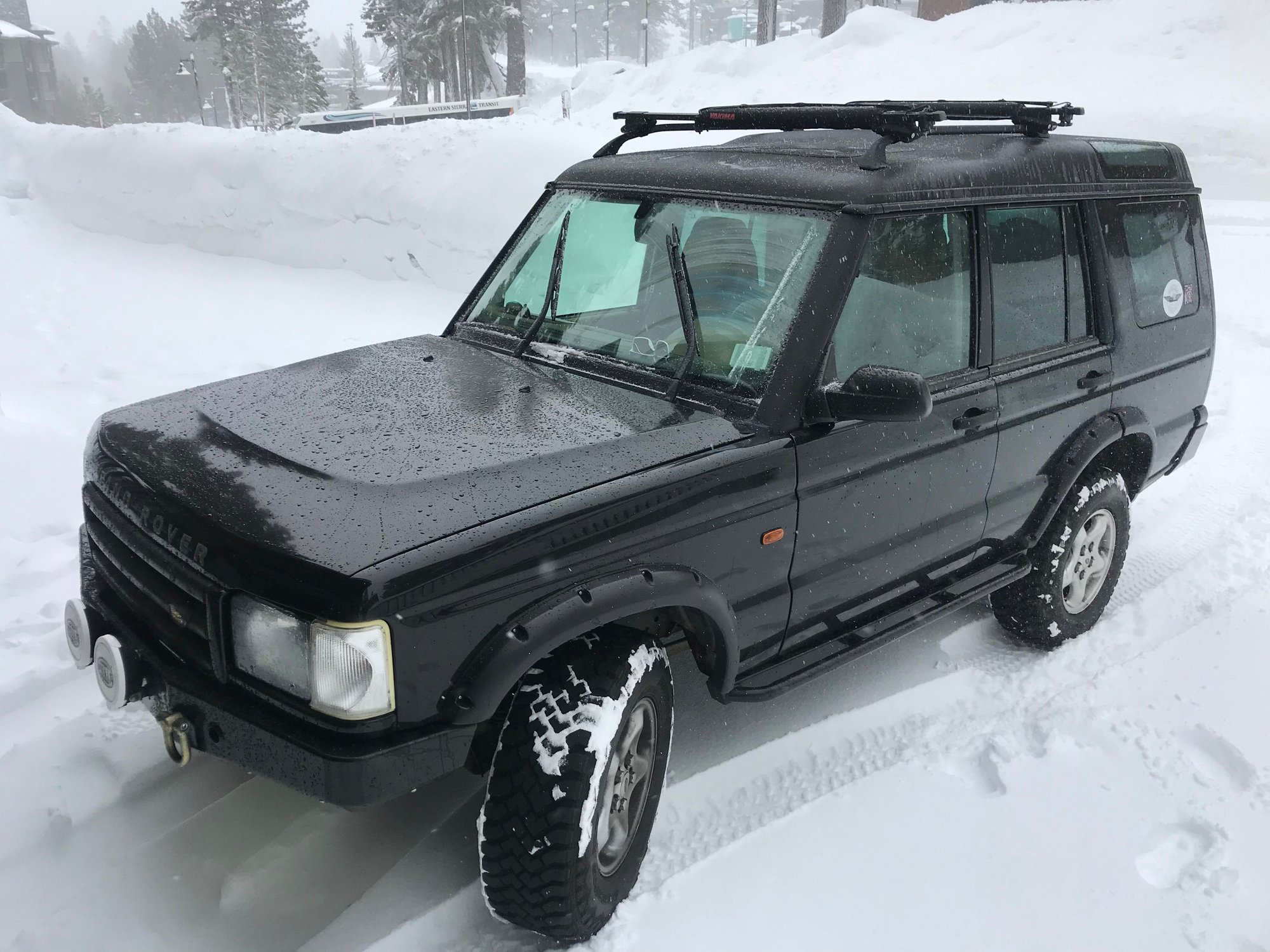 Accessories - Thule Rack Load Cross Bars and Crossroad Rapid System Footpack Mounts - Used - 1994 to 2004 Land Rover Discovery - San Diego, CA 92121, United States