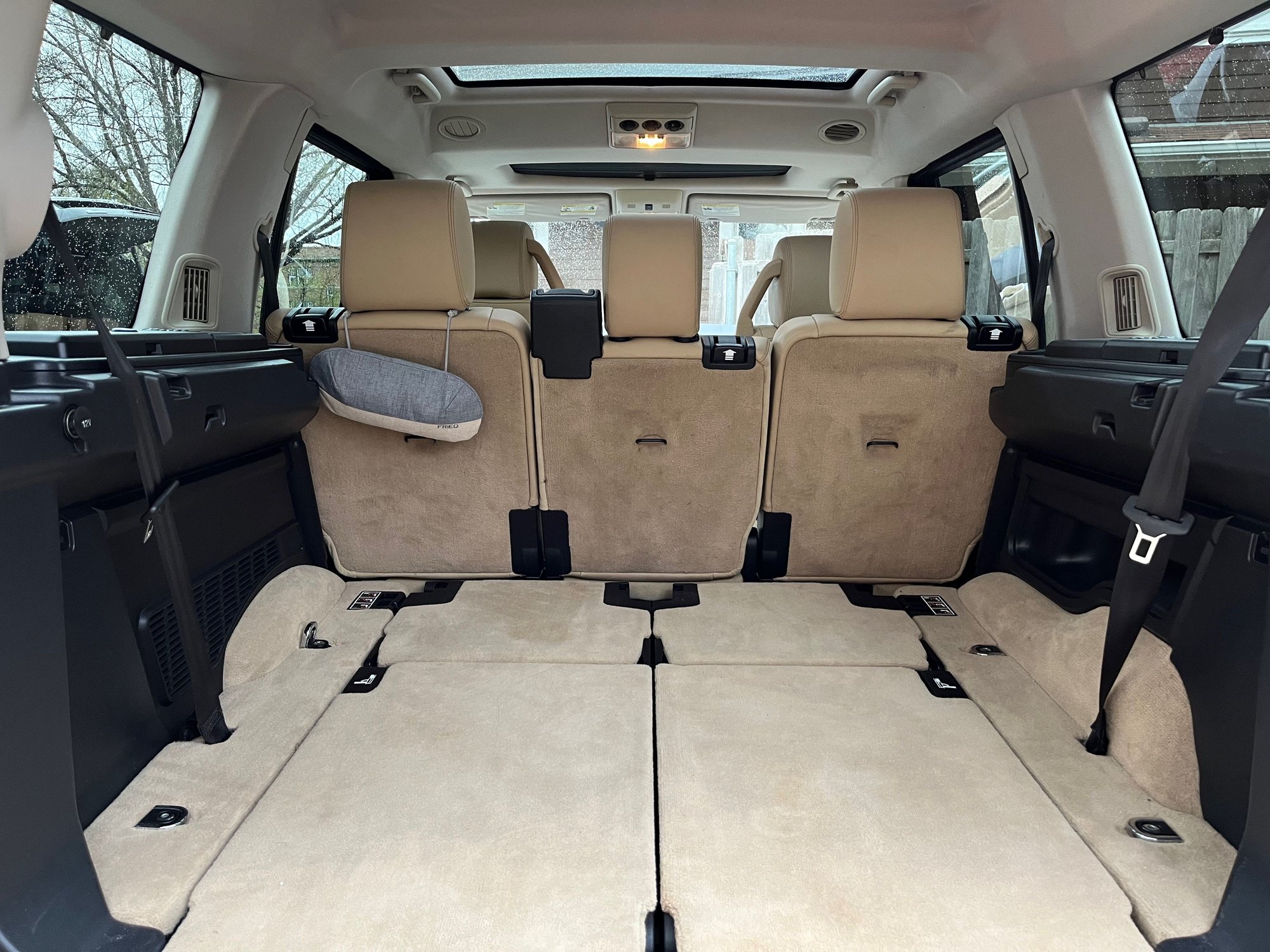 2008 Land Rover LR3 - 2008 LR3 HSE in great mechanical shape - Used - VIN SALAG25418A460581 - 116,000 Miles - 8 cyl - 4WD - Automatic - SUV - Black - Madison, WI 53706, United States