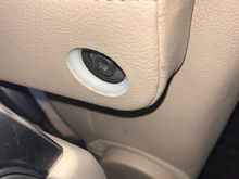 Passenger seat arm rest cap