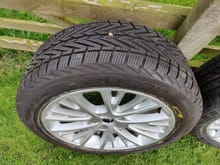Good wheel and used tyre