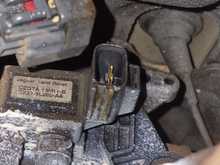 Plug disconnected on top of rear of gearbox - L405 
