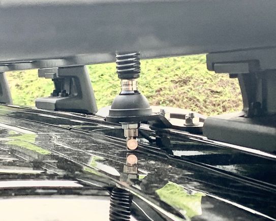 CB Aerial fitted to roof rails