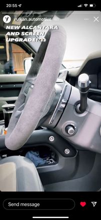 Alcantara steering wheel with flappy paddles 