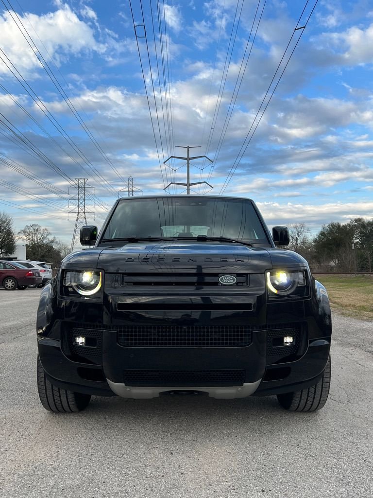 2022 Land Rover Defender - 2022 Land Rover Defender BOND Edition - Used - VIN SALEWERE2N2097531 - 2,250 Miles - 8 cyl - 4WD - Automatic - SUV - Black - Houston, TX 77005, United States