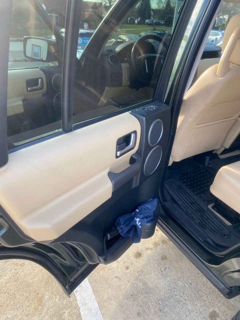 2007 Land Rover LR3 - 2007 Land Rover LR3 HSE/Tonga Green/Beige/HD package/87k miles - Used - VIN SALAG25467A420396 - 87,200 Miles - 4WD - Automatic - SUV - Mamaroneck, NY 10543, United States