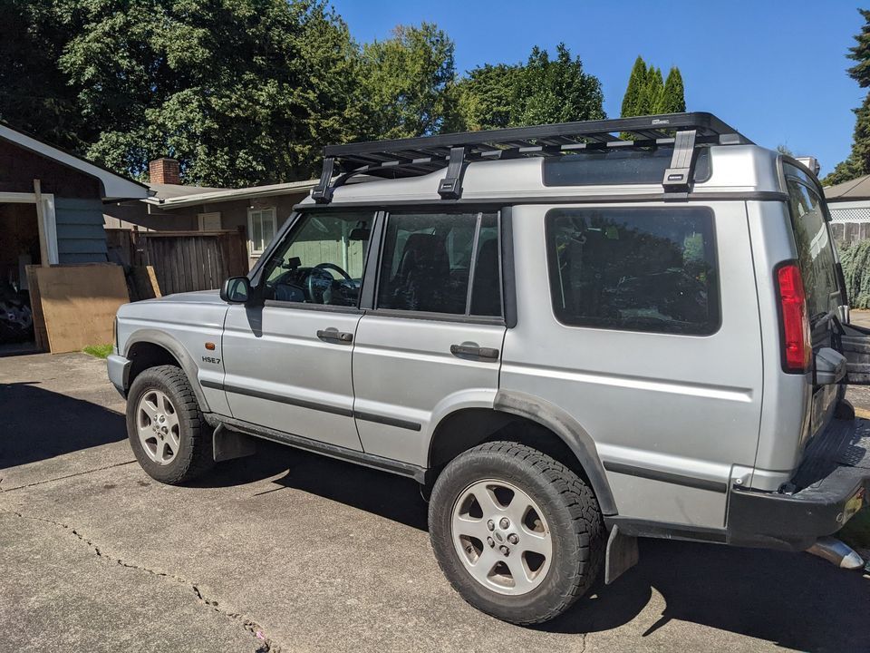 2003 Land Rover Discovery - 2003 Land Rover Discovery 2 HSE - $2000 OBO - Used - VIN SALTR16423A773160 - 8 cyl - AWD - Automatic - Silver - Eugene, OR 97401, United States