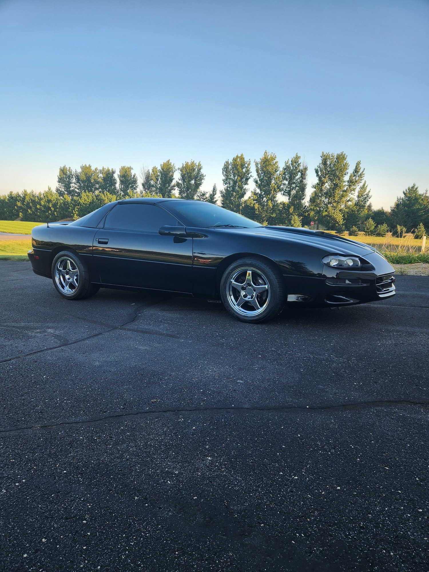 2001 Chevrolet Camaro - 2001 Camaro SS M6 Low Miles 34,600 - Used - VIN 2G1FP22GX12104290 - 34,600 Miles - 8 cyl - 2WD - Manual - Coupe - Black - Big Lake, MN 55309, United States