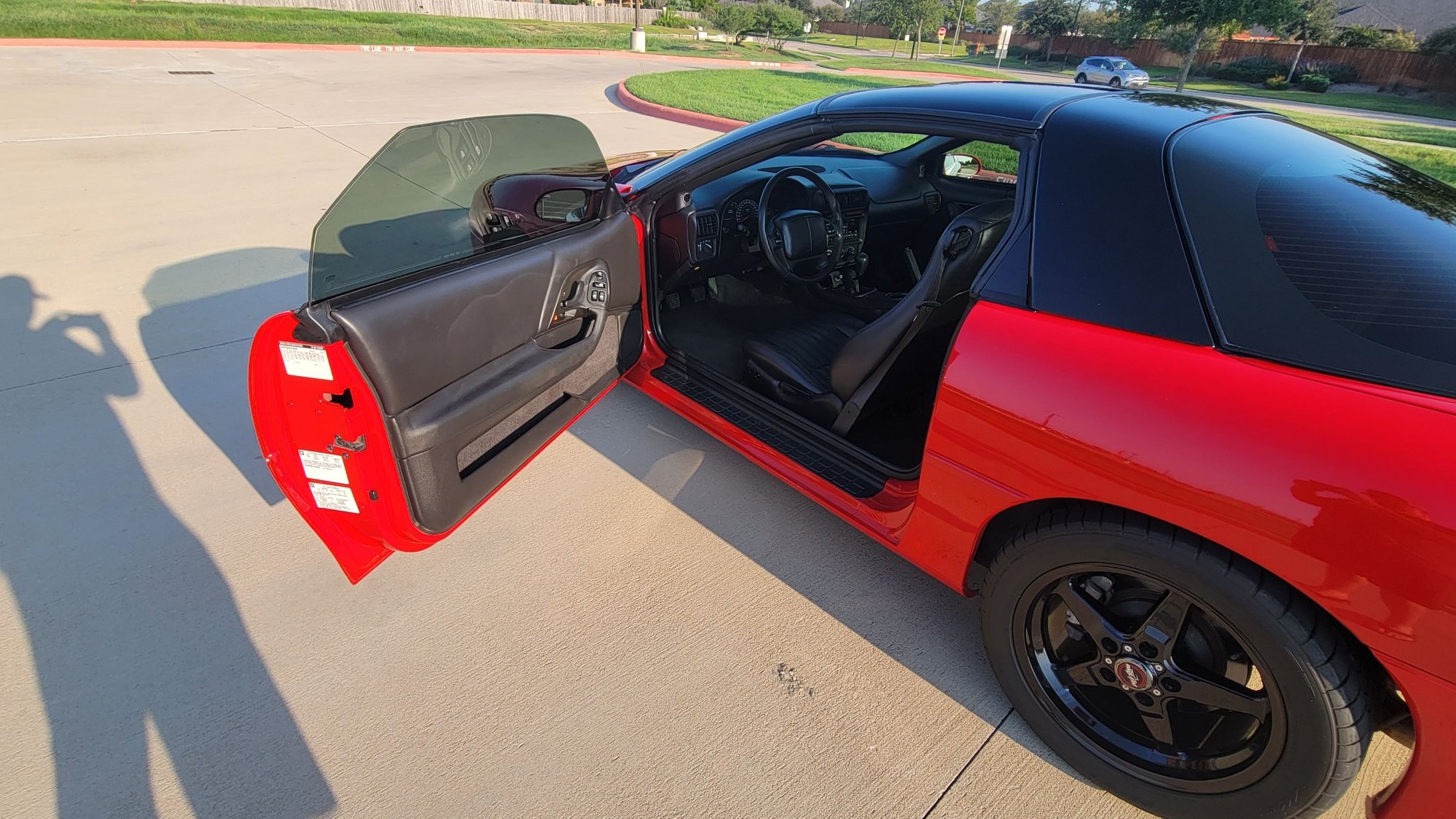 2001 Chevrolet Camaro - 2001 Camaro Z28 6spd T-Top Car with only 27k original miles - Used - VIN 2G1FP22GX12129139 - 27,750 Miles - 8 cyl - 2WD - Manual - Coupe - Red - Katy, TX 77494, United States