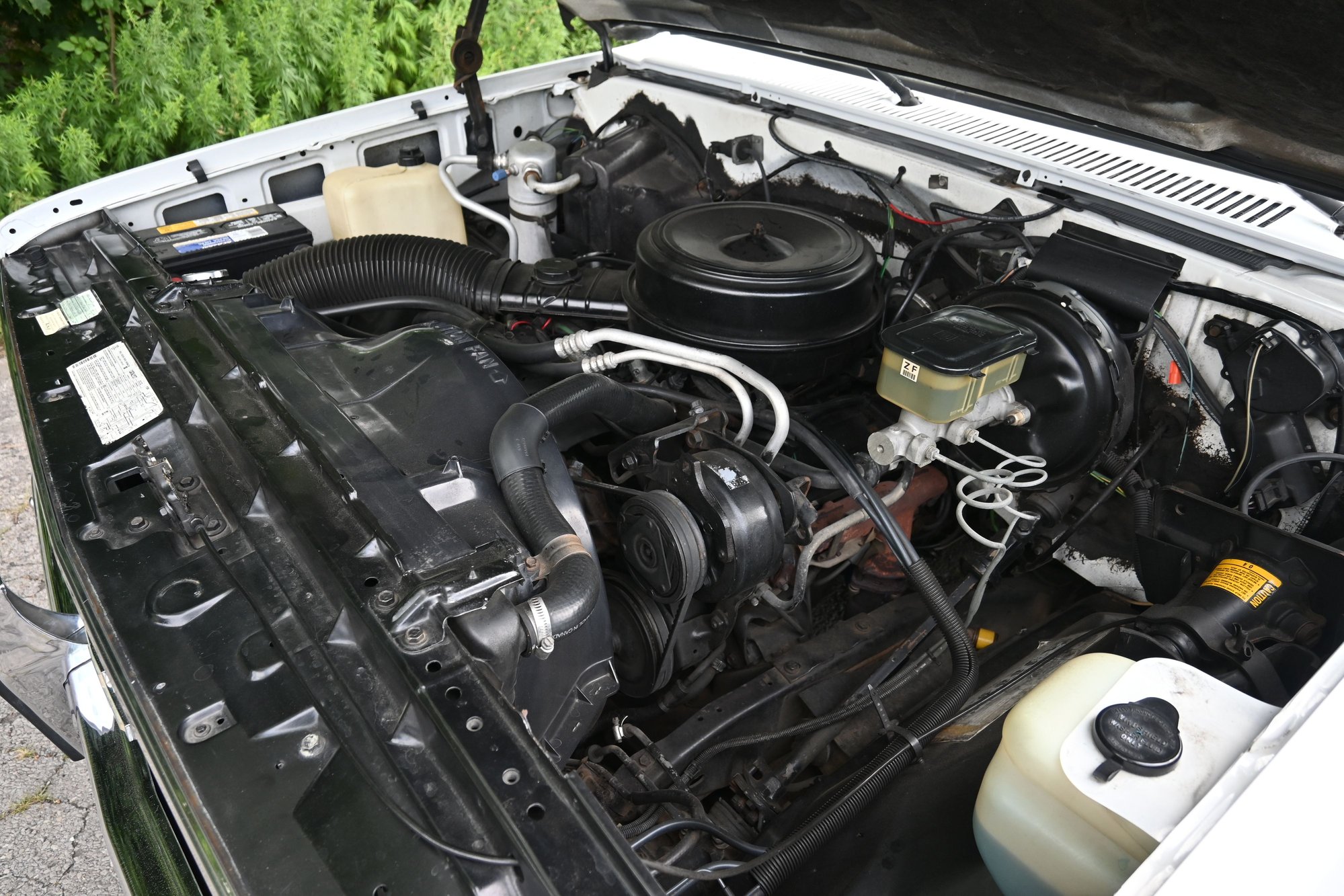 1988 Chevrolet C15 - Nice Original 1986 Chevrolet Truck - Used - VIN 1GCDC14H0GF397103 - 102,000 Miles - 8 cyl - 2WD - Automatic - Truck - White - Rochester, NY 14609, United States