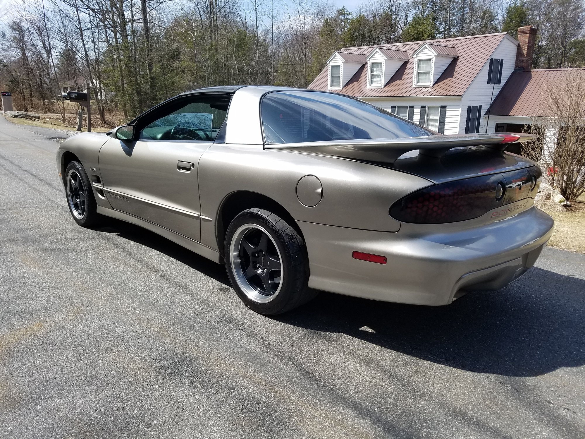 1999 Pontiac Firebird - 1999 trans am 6 spd ls6 built 9 inch - Used - VIN 2g2fv22g6x2212335 - 125,900 Miles - 8 cyl - 2WD - Manual - Hatchback - Gold - Torrington, CT 06790, United States