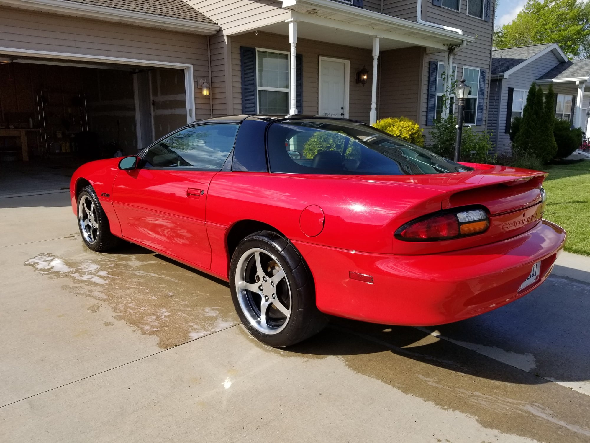 2000 Chevrolet Camaro - 2000 Chevrolet Camaro Z28 H/C/I - Used - VIN 2G1FP22G2Y2175137 - 100,000 Miles - 8 cyl - 2WD - Manual - Coupe - Red - Delta, OH 43515, United States