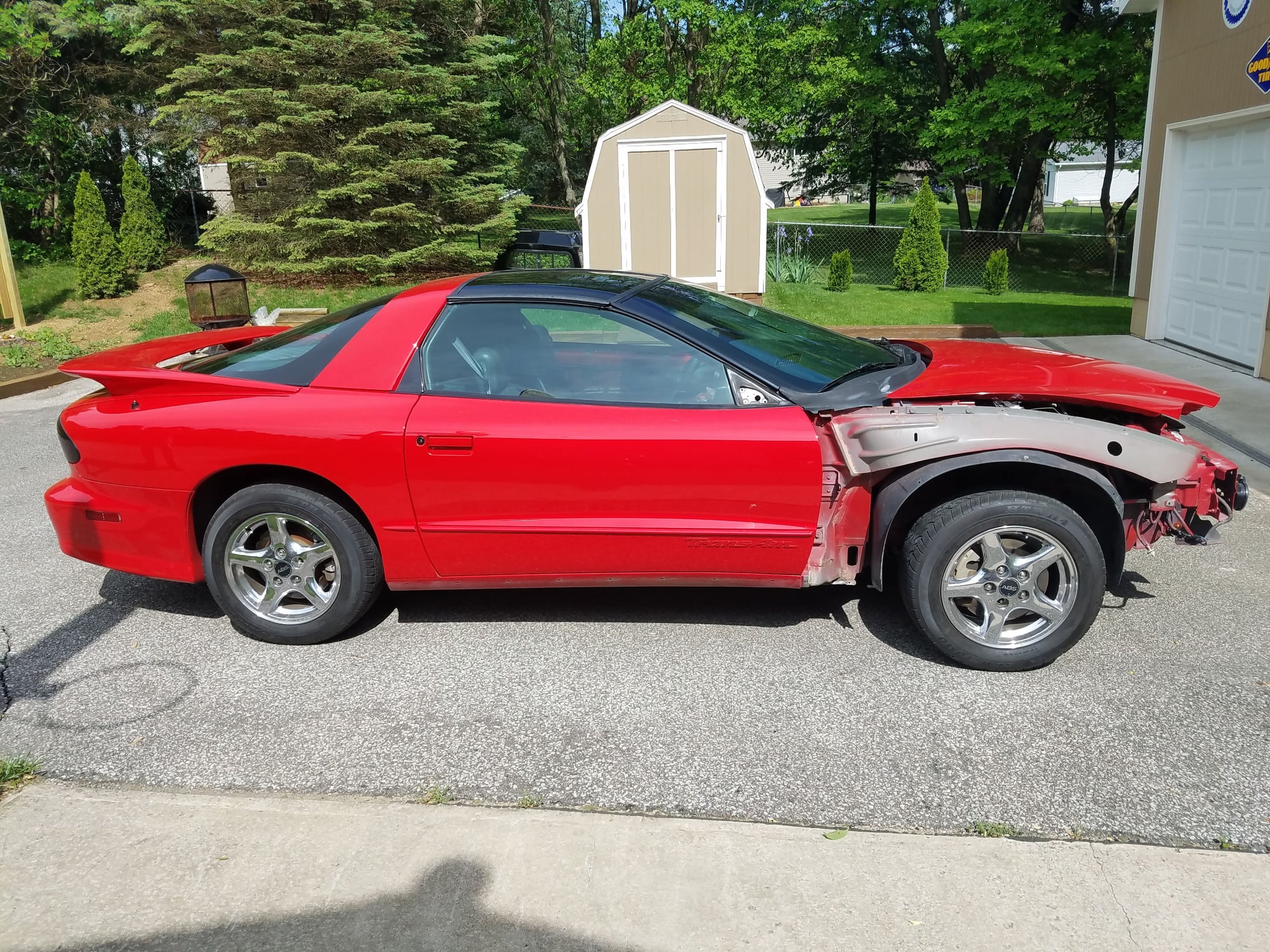 1999 Pontiac Firebird - 1999 Trans Am 6-Speed Roller - Used - VIN 2G2FV22G1X2219418 - 122,000 Miles - 2WD - Manual - Coupe - Red - La Porte, IN 46350, United States