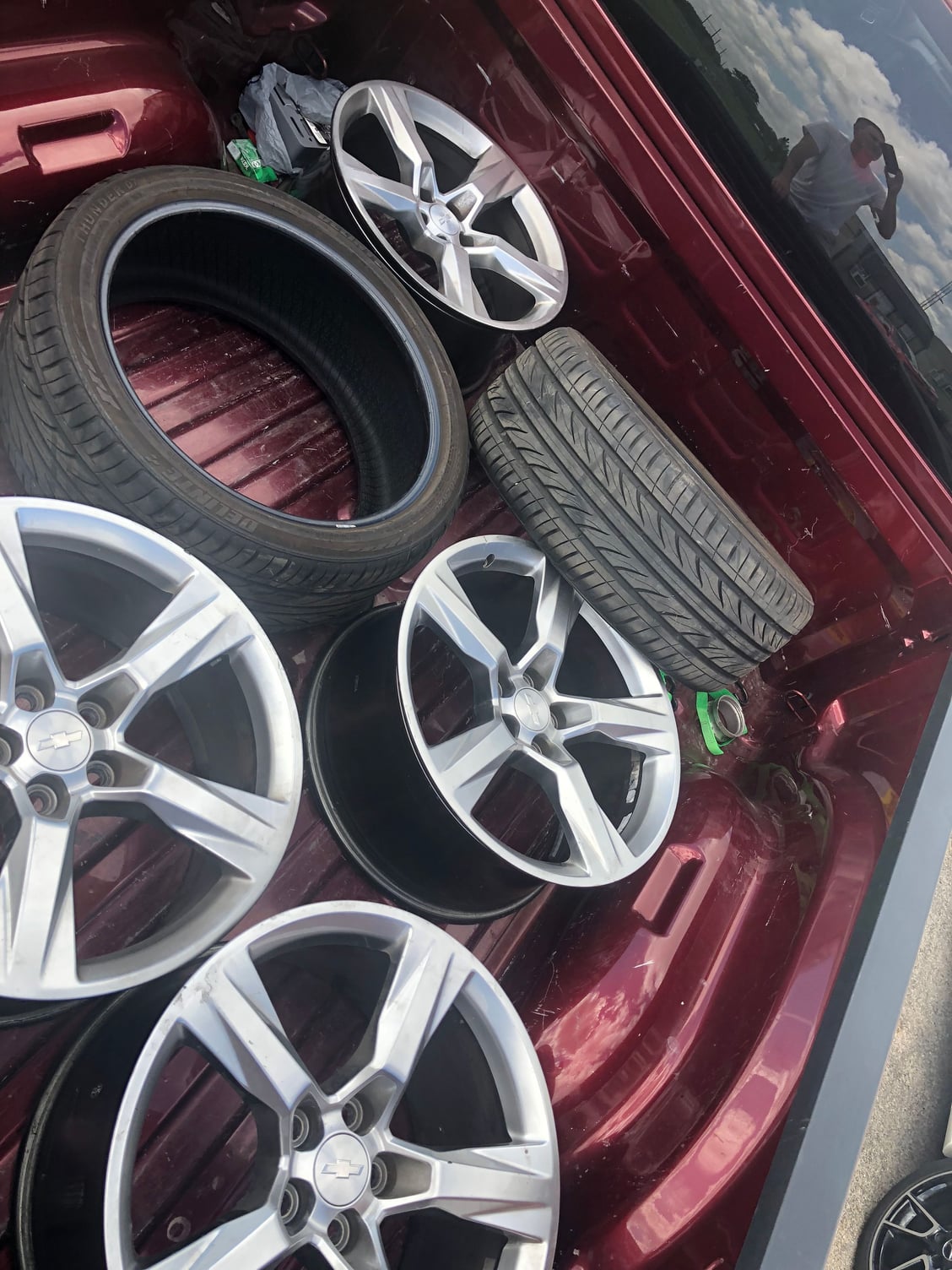  - 2018 camaro ss wheels and rims - Van, TX 75790, United States