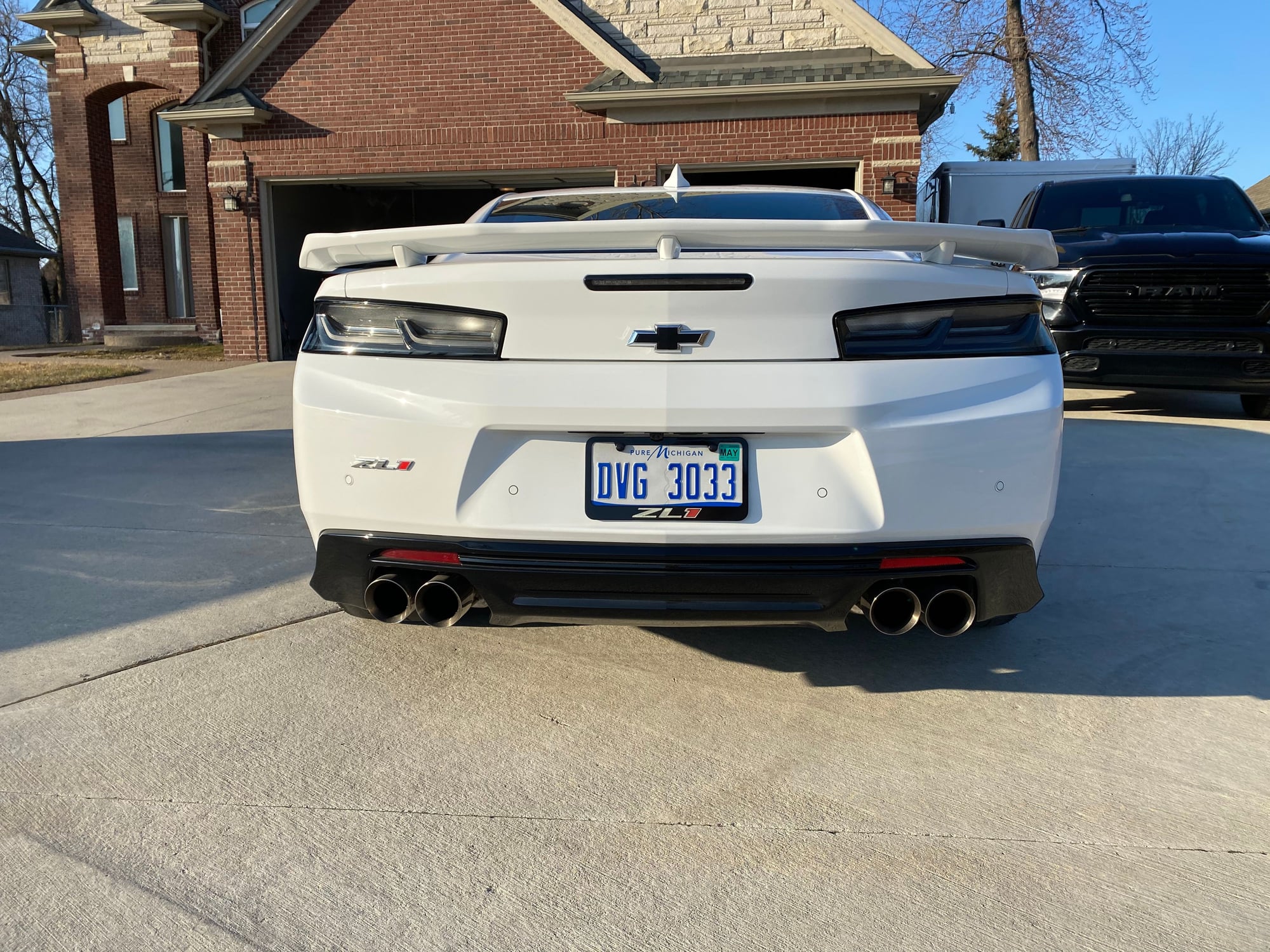 2018 Chevrolet Camaro - 2018 Camaro ZL1 Fully Built Bad A** - Used - VIN 1g1fk1r62j0143091 - 6,041 Miles - 8 cyl - 2WD - Automatic - Coupe - White - Sterling Heights, MI 48313, United States