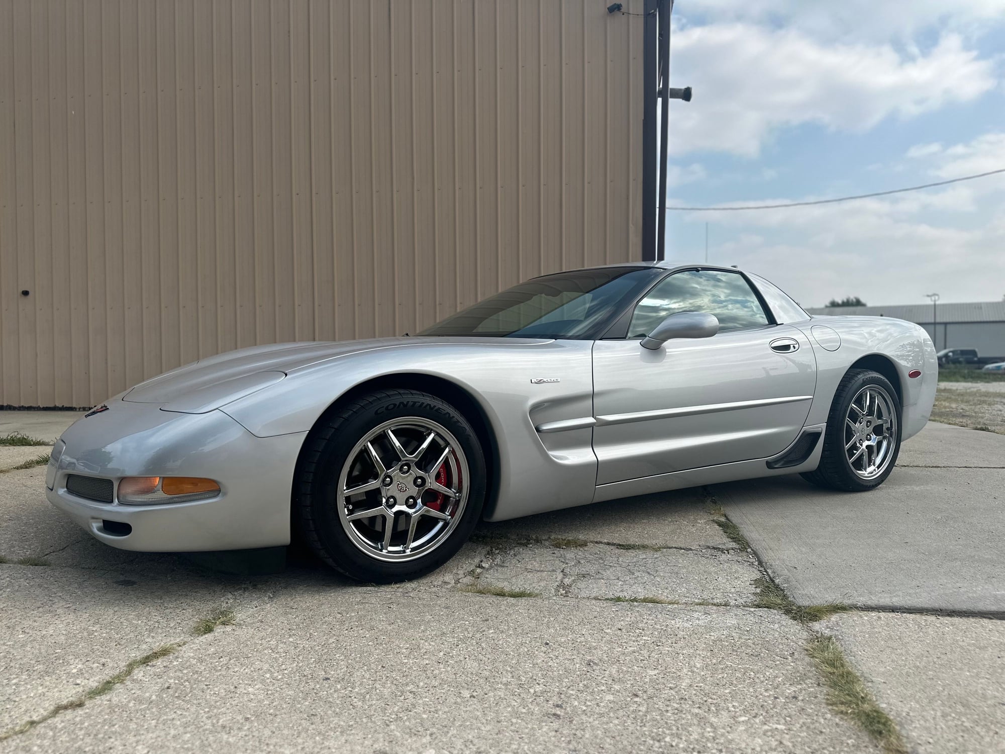 2001 Chevrolet Corvette - 2001 Corvette Z06 34k Miles - Used - VIN 1g1yy12s615128305 - 34,000 Miles - 8 cyl - 2WD - Manual - Coupe - Silver - Johnston, IA 50131, United States