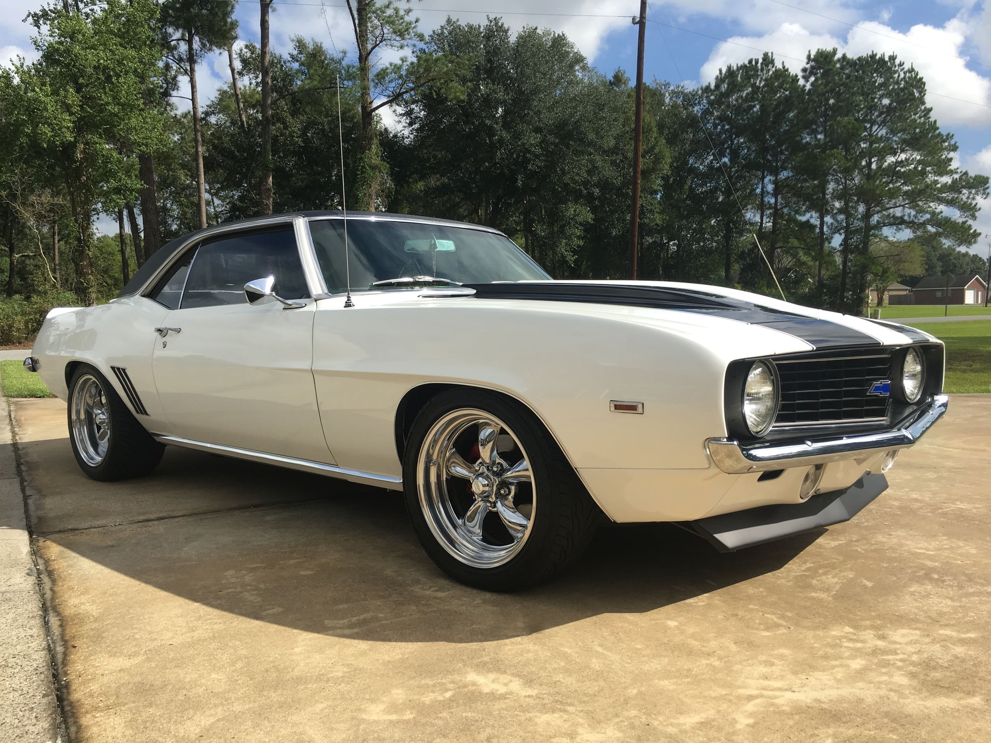 1969 Chevrolet Camaro - 1969 LS1 Camaro Pro Touring - Used - VIN 1Z3379N651850 - 8 cyl - 2WD - Automatic - Coupe - White - Lake Charles, LA 70601, United States