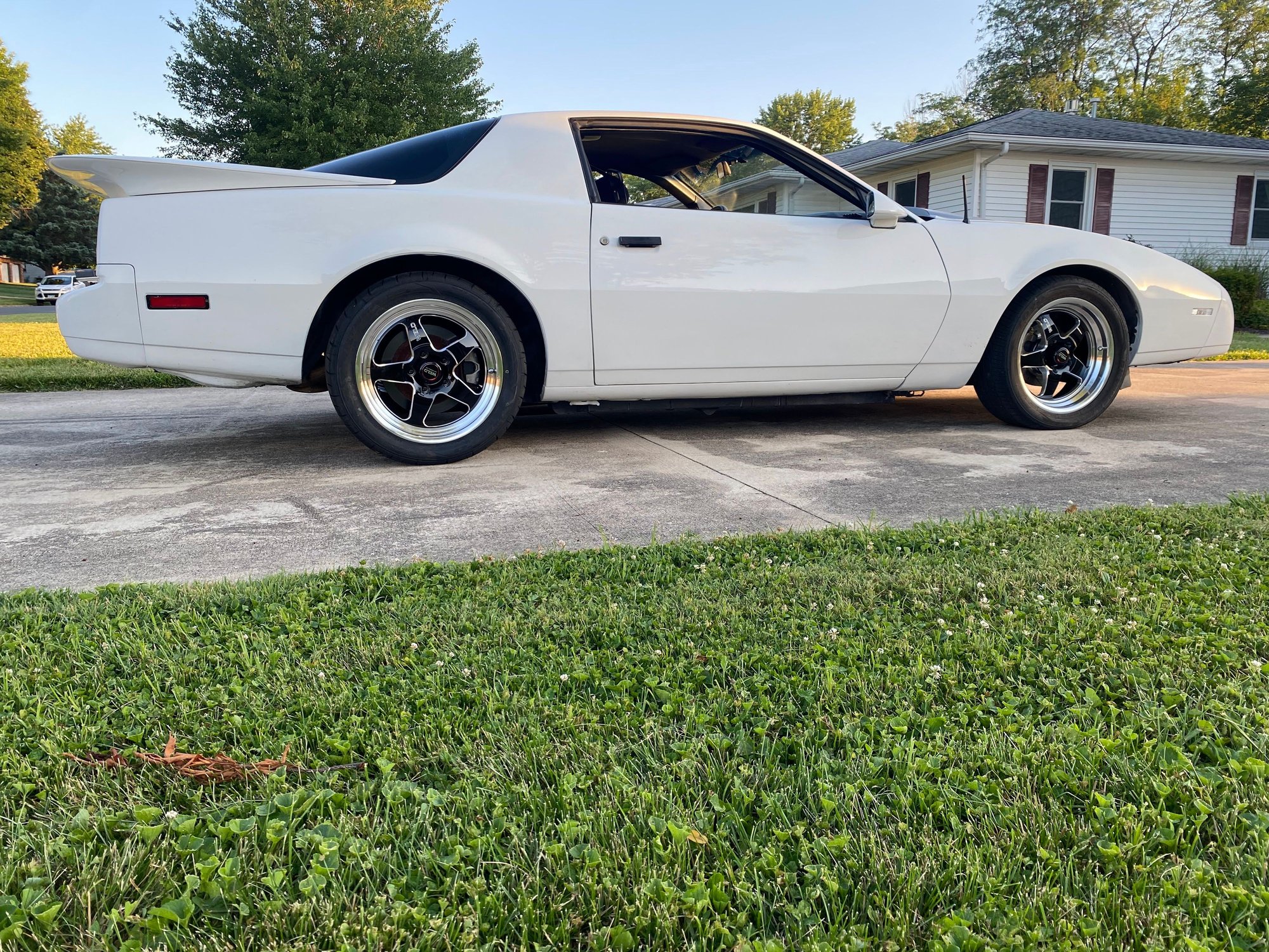 1989 Pontiac Firebird - 1989 Pontiac Firebird LSA Swapped 6Spd Auto 600+ RWHP - Used - VIN 1G2FS21E2KL257211 - 157,000 Miles - 8 cyl - 2WD - Automatic - Coupe - White - Quincy, IL 62305, United States
