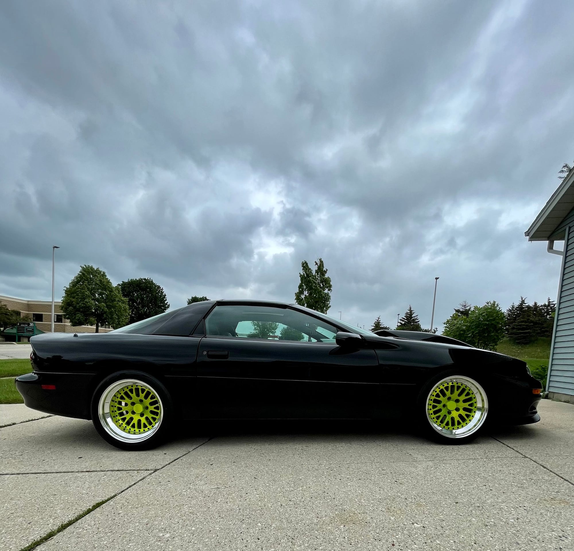 2000 Chevrolet Camaro - 2000 Camaro Ss - Used - VIN 2G1FP22G1Y2146471 - 66,250 Miles - 8 cyl - 2WD - Manual - Coupe - Black - Pewaukee, WI 53072, United States