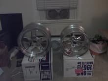 some new shoes.  summit star 17X8's for the front to match my current rear 15X10 stars.  15X10 racelites for the track.  The racelites are way lighter than the summit star 15X10's.  Gonna have to do some modding to make them fit though.