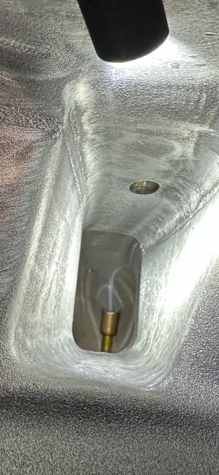 Engine - Intake/Fuel - CID 4.5 LS7 4500 top EFI High Mount Injector - Used - 0  All Models - St. Louis, MO 63129, United States