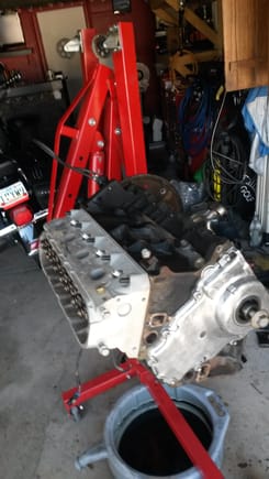 Tossed it on for a winning feel, not bad for 35ish minutes of quickness before work. Waiting on orher head gasket, torque em' and put some lipstick on this pig