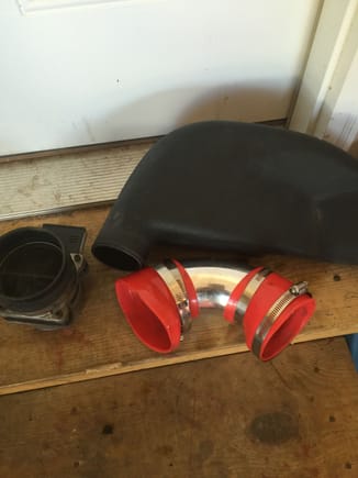 Here's my Moroso intake. No holes anywhere for this small tube to plug into