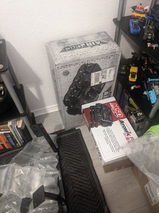 Mamo ported intake arrived...ooo yes :)