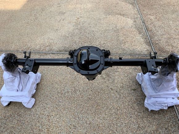 Wow!  Looks great.  That Chassis Shield is good looking stuff.